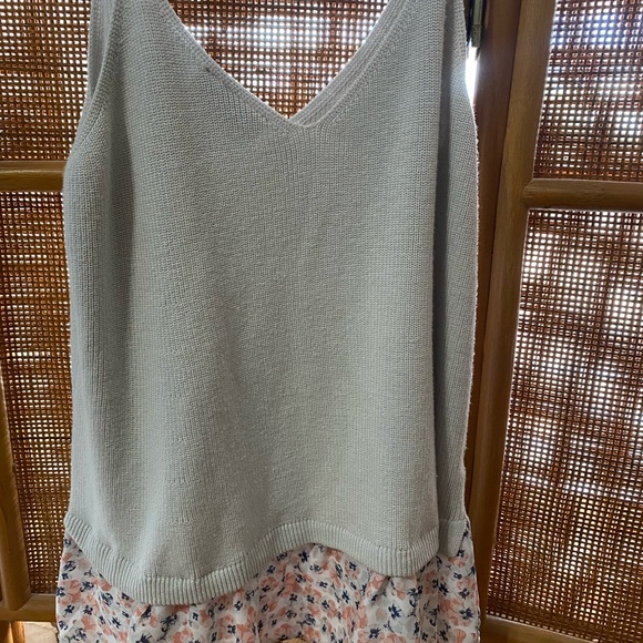 Women’s knit Loft tank size M - Picture 4 of 5